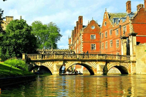 剑桥大学位于哪个国家